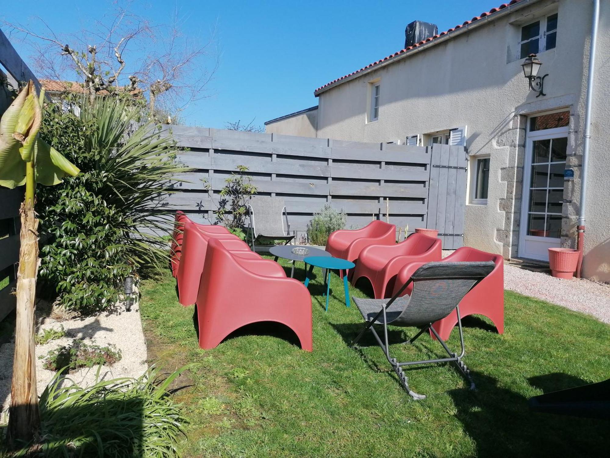 Le Gite Du Fou Logement 8 Pers 13Mn Puy Du Fou Saint-Amand-sur-Sevre Luaran gambar